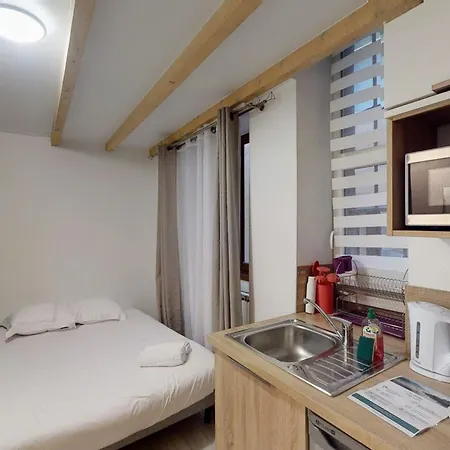 Le Veyrier - Small Studio For 2 People In The Heart Of The Old Town Annecy Exterior photo